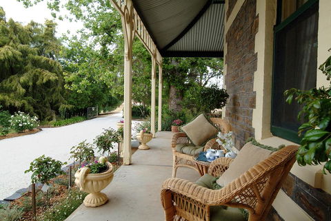 The Lodge Country House - Accommodation Adelaide 1