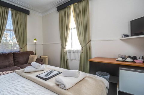 The Mews Motel - Accommodation Adelaide 2