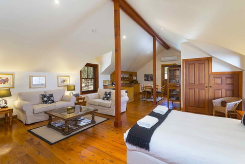 The Mews Studio - Accommodation Adelaide 1