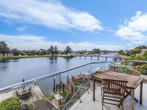 The Moorings - Accommodation Adelaide 3