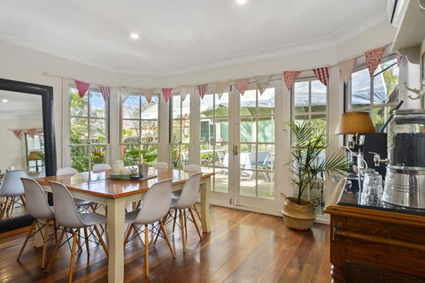 The Pines Bed And Breakfast - Accommodation Adelaide 0
