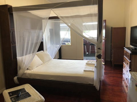 The Prince Of Wales - Accommodation Adelaide 0