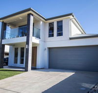 The Races Complex - Accommodation Adelaide