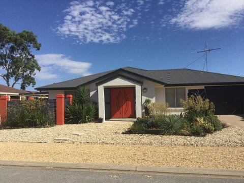 The Red Door - Accommodation Adelaide 0