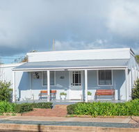 The Rested Guest 3 Bedroom Cottage West Wyalong - Accommodation Adelaide