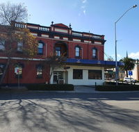 The Royal Hotel - Accommodation Adelaide
