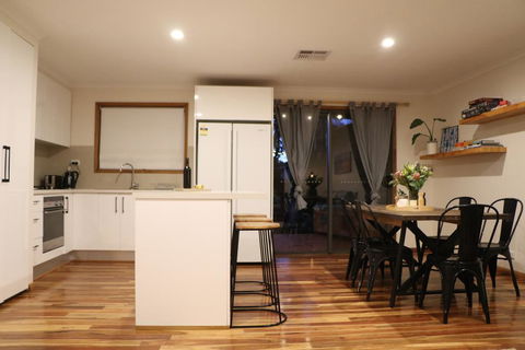 The Salty Gum - Maslin Beach - Accommodation Adelaide 3