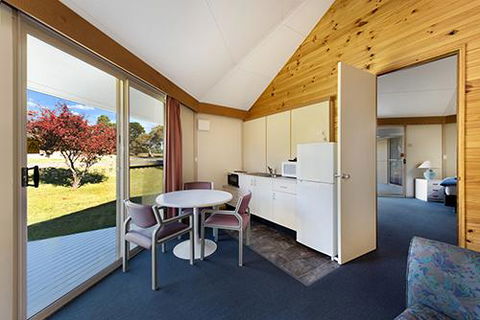 The Station Hotel - Accommodation Adelaide 2
