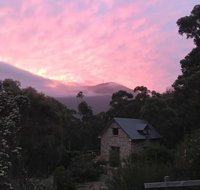 The Stone Cottage with tennis court - Accommodation Adelaide
