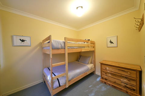 Three Bears 3 - Accommodation Adelaide 2