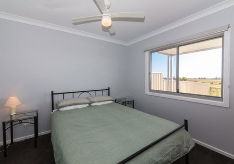 Time Away - 50 Turnberry Drive - Accommodation Adelaide 0