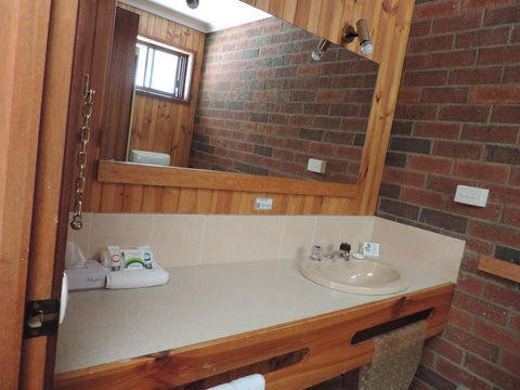Tooleybuc Country Roads Motor Inn - Accommodation Adelaide 1