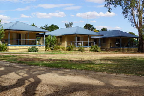 Tooleybuc River Retreat Villas - Accommodation Adelaide 0