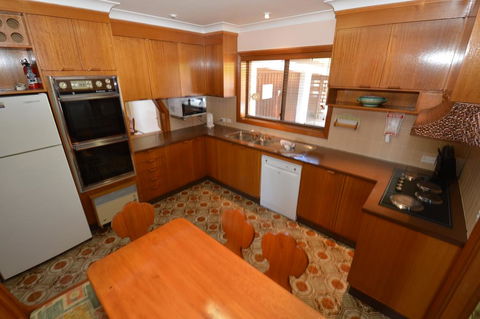 Top Deck - Accommodation Adelaide 3