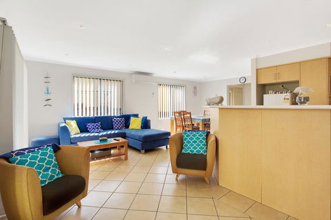 Townhouse In The Heart Of Port Stephens - Accommodation Adelaide 2
