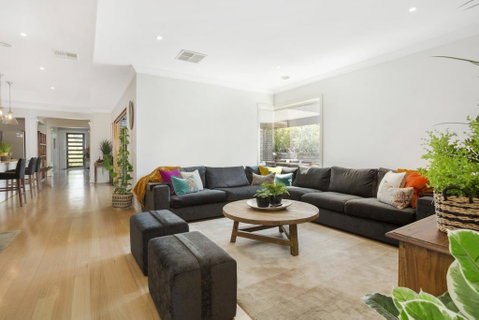 TRANQUIL HAVEN - MOUNT ELIZA - Accommodation Adelaide 0
