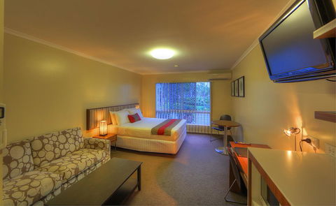 Tropixx Motel & Restaurant - Accommodation Adelaide 2