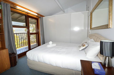 Tyrola 1 - Accommodation Adelaide 3