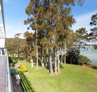 Unit 1 44 Danalene Pde fantastic waterfront property with air con - Accommodation Adelaide