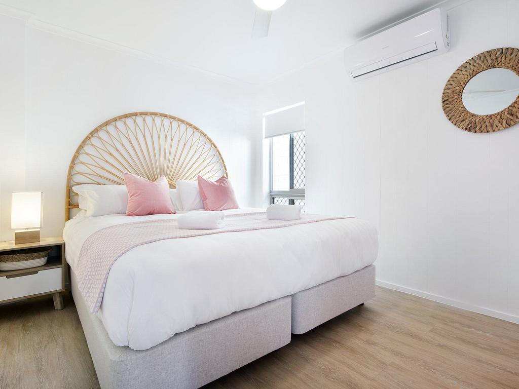 Mermaid Beach QLD Accommodation Adelaide