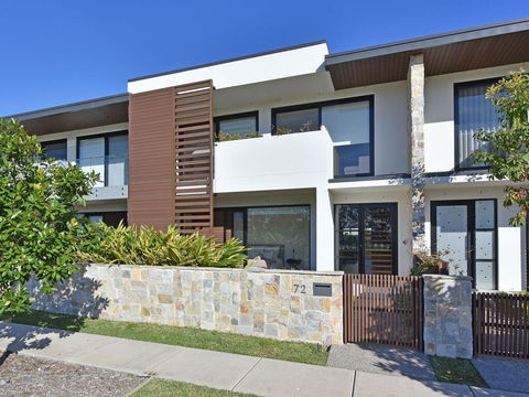 Villa Catania Waterside At Trinity Point - Accommodation Adelaide 0