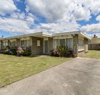 Wander on Bulmer - Accommodation Adelaide