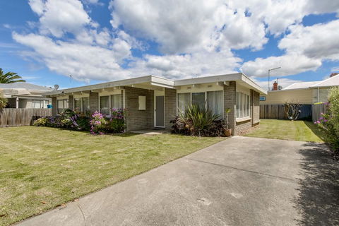 Wander On Bulmer - Accommodation Adelaide 0