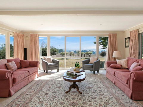 Warrington Park - Bendooley Hill - Accommodation Adelaide 1