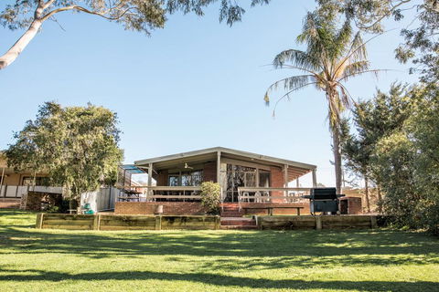 Water's Edge Bundalong - Accommodation Adelaide 1