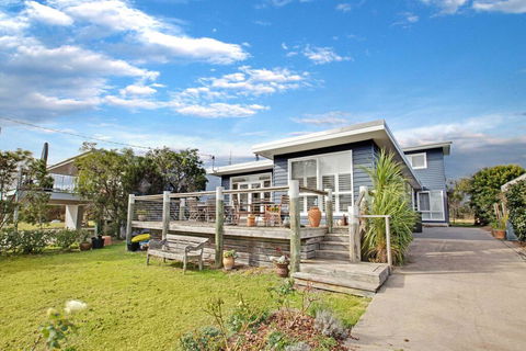 Waterfront Sanctuary - Raymond Island Getaway - Accommodation Adelaide 2