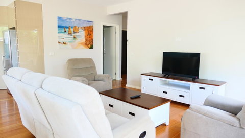 Apollo Bay Seal Apartments - Accommodation Adelaide 7