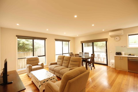 Apollo Bay Seal Apartments - Accommodation Adelaide 13
