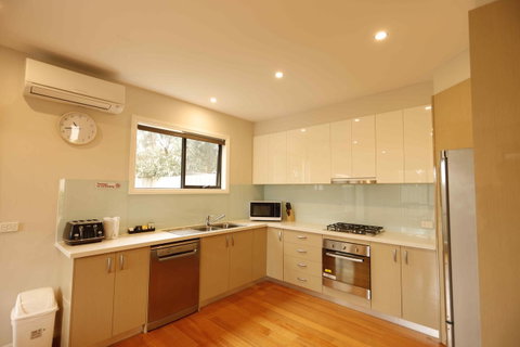Apollo Bay Seal Apartments - Accommodation Adelaide 14