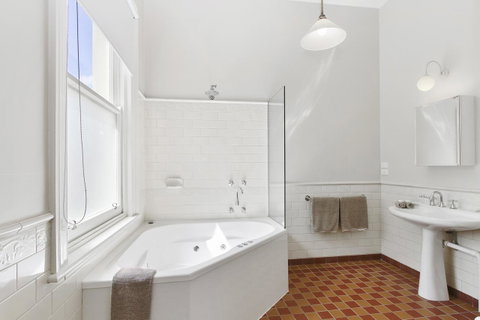 The Riversleigh - Accommodation Adelaide 19