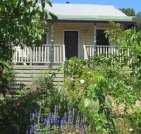 Walnut Cottage via Leongatha - Accommodation Adelaide