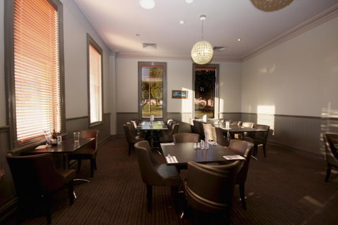 Mitchell River Tavern - Accommodation Adelaide 7
