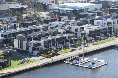 Auzzie Apartments Docklands, Melbourne - Accommodation Adelaide 23