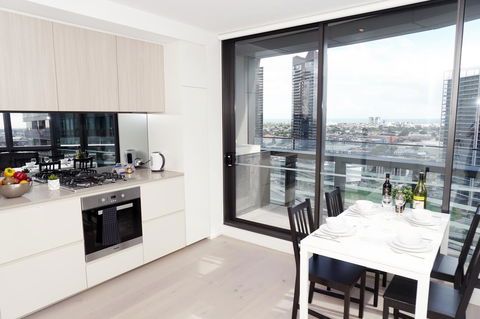 Auzzie Apartments Docklands, Melbourne - Accommodation Adelaide 32