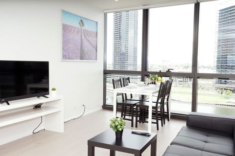Auzzie Apartments Docklands, Melbourne - Accommodation Adelaide 26