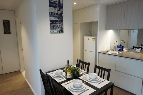 Auzzie Apartments Docklands, Melbourne - Accommodation Adelaide 40