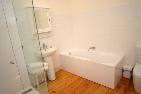Cape Nelson Lighthouse - Accommodation Adelaide 24