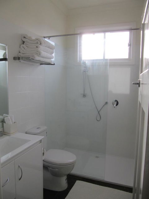 Cape Nelson Lighthouse - Accommodation Adelaide 28