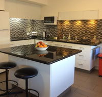Austral Place 88 via Merri River - Accommodation Adelaide