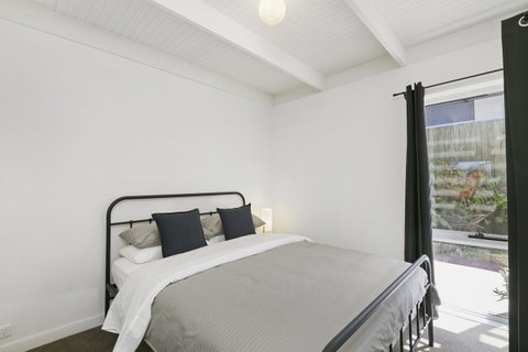 Mysa Anglesea Sleeps 7 WiFi SmartTV Cafes Shops - Accommodation Adelaide 8