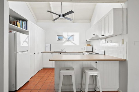 Mysa Anglesea Sleeps 7 WiFi SmartTV Cafes Shops - Accommodation Adelaide 3