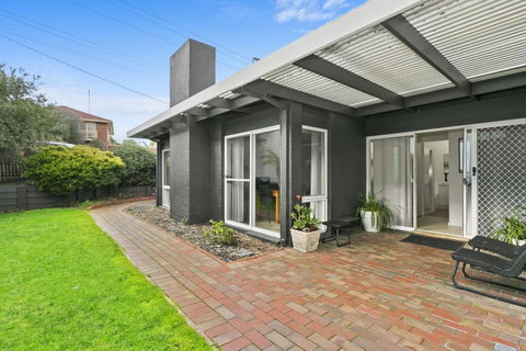 Mysa Anglesea Sleeps 7 WiFi SmartTV Cafes Shops - Accommodation Adelaide 7