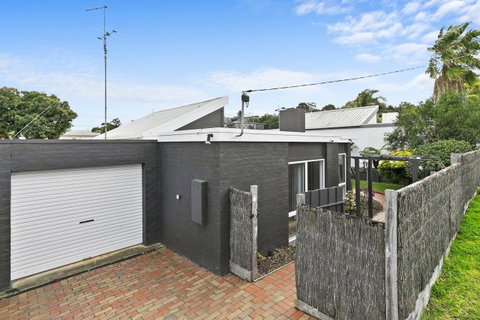 Mysa Anglesea Sleeps 7 WiFi SmartTV Cafes Shops - Accommodation Adelaide 14