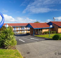 Blue Whale Motor Inn  Apartments - Accommodation Adelaide