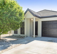 Black Lotus Townhouse - Accommodation Adelaide
