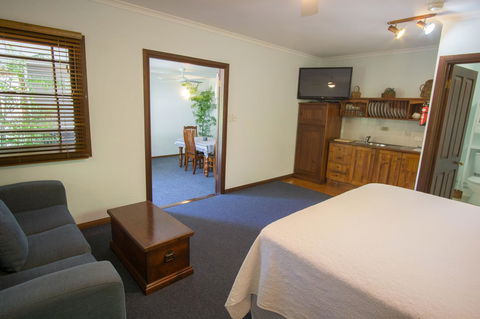 Debbie\'s Place - Accommodation Adelaide 42